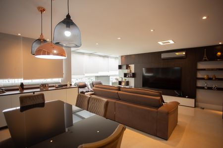 Apartamento para alugar com 110m², 2 quartos e 2 vagasSala