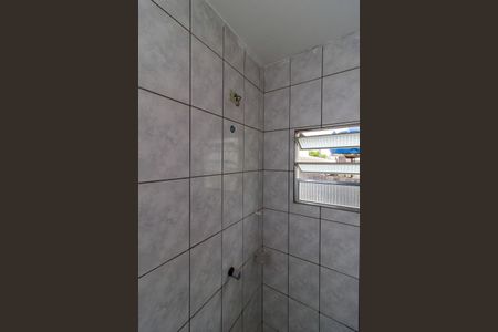 Banheiro Social de casa para alugar com 1 quarto, 35m² em Capão Redondo, São Paulo