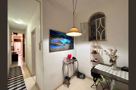 Hall de entrada de apartamento à venda com 1 quarto, 40m² em Copacabana, Rio de Janeiro