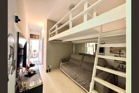 Apartamento à venda com 40m², 1 quarto e sem vaga Apartamento à venda com 40m², 1 quarto e sem vagaSala