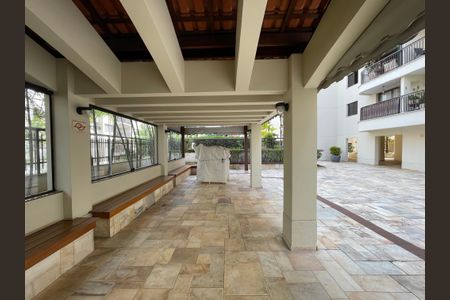 Apartamento à venda com 120m², 3 quartos e 3 vagasÁrea comum - Churrasqueira