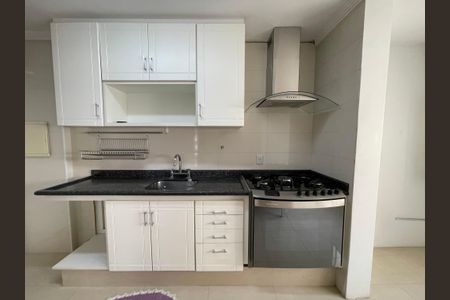 Apartamento à venda com 120m², 3 quartos e 3 vagasCozinha
