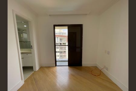 Apartamento à venda com 120m², 3 quartos e 3 vagasQuarto 1