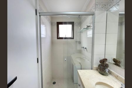 Apartamento à venda com 120m², 3 quartos e 3 vagasBanheiro do Quarto 3
