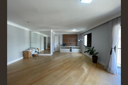 Apartamento à venda com 120m², 3 quartos e 3 vagasSala