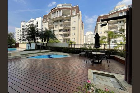 Apartamento à venda com 120m², 3 quartos e 3 vagasÁrea comum - Piscina