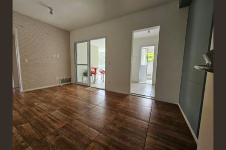 Apartamento para alugar com 80m², 2 quartos e 2 vagasSala