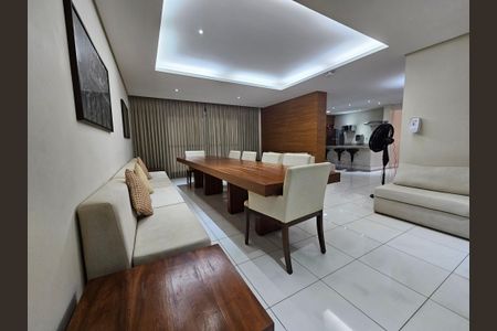 Apartamento para alugar com 80m², 2 quartos e 2 vagasÁrea comum - Salão de festas