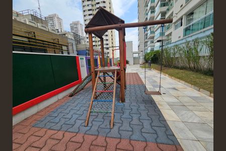 Apartamento para alugar com 80m², 2 quartos e 2 vagasÁrea comum - Playground