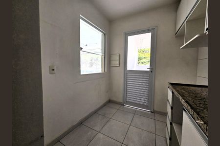 Apartamento para alugar com 80m², 2 quartos e 2 vagasCozinha