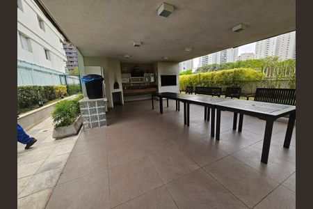 Apartamento para alugar com 80m², 2 quartos e 2 vagasÁrea comum - Churrasqueira