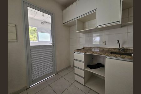 Apartamento para alugar com 80m², 2 quartos e 2 vagasCozinha