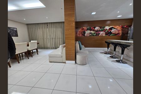 Apartamento para alugar com 80m², 2 quartos e 2 vagasÁrea comum - Salão de festas