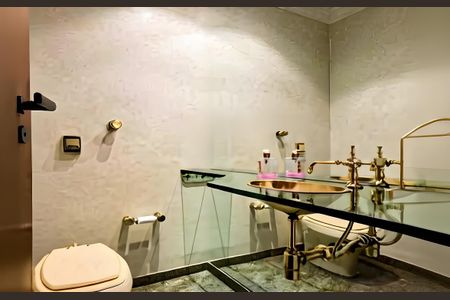 Apartamento para alugar com 235m², 4 quartos e 5 vagas