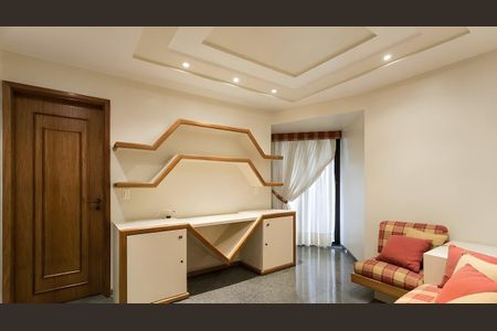 Apartamento para alugar com 235m², 4 quartos e 5 vagas