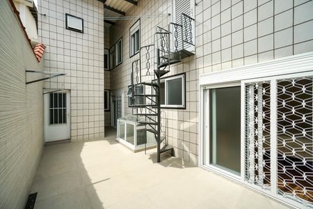 Casa à venda com 450m², 6 quartos e 4 vagasQuintal