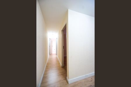 Casa à venda com 450m², 6 quartos e 4 vagasCasa 2 - Corredor