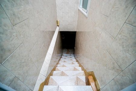 Casa à venda com 450m², 6 quartos e 4 vagasEscada