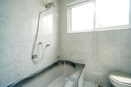 Casa à venda com 450m², 6 quartos e 4 vagasCasa 1 - Banheiro da Suíte