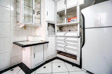 Casa à venda com 450m², 6 quartos e 4 vagasCasa 2 - Cozinha