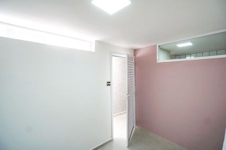 Casa à venda com 450m², 6 quartos e 4 vagasCasa 2 - Quarto de Serviço