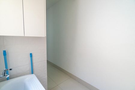 Apartamento à venda com 42m², 1 quarto e sem vagaÁrea de Serviço