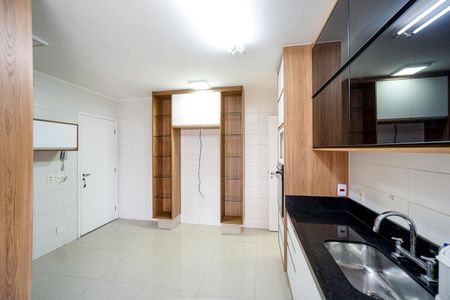 Apartamento à venda com 125m², 4 quartos e 2 vagasCozinha