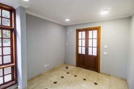 Casa de condomínio à venda com 450m², 3 quartos e 4 vagasCorredor