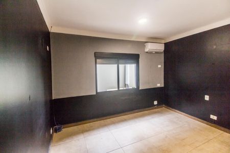 Casa de condomínio à venda com 450m², 3 quartos e 4 vagasSuíte 2