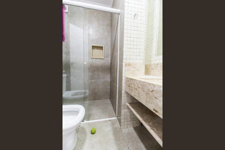 Casa de condomínio à venda com 450m², 3 quartos e 4 vagasBanheiro da Suíte