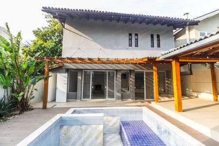 Casa de condomínio à venda com 450m², 3 quartos e 4 vagasFachada