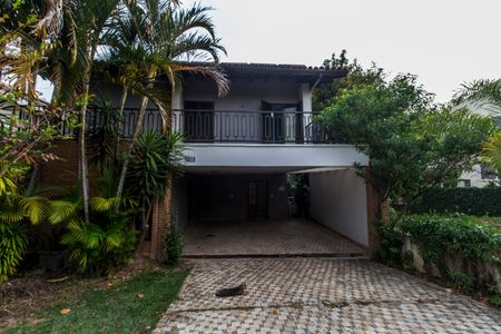 Casa de condomínio à venda com 450m², 3 quartos e 4 vagasFachada