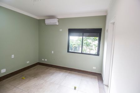 Casa de condomínio à venda com 450m², 3 quartos e 4 vagasSuíte 1