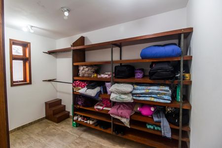 Casa de condomínio à venda com 450m², 3 quartos e 4 vagasCloset da Suíte 3
