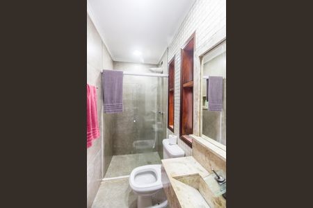 Casa de condomínio à venda com 450m², 3 quartos e 4 vagasBanheiro da Suíte