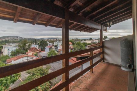 Casa à venda com 412m², 2 quartos e 4 vagasTerraço