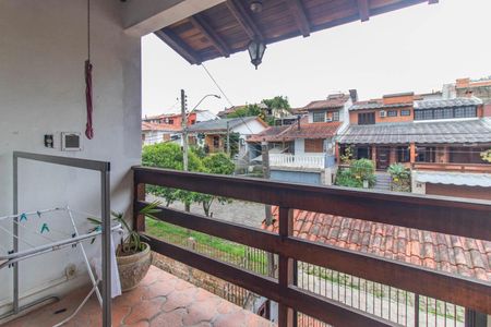 Casa à venda com 412m², 2 quartos e 4 vagasSacada da Suíte