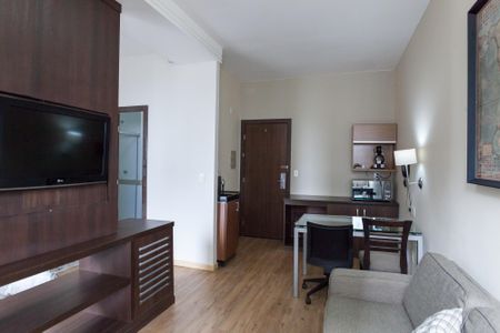 Studio à venda com 32m², 1 quarto e 1 vaga Studio à venda com 32m², 1 quarto e 1 vagaStudio
