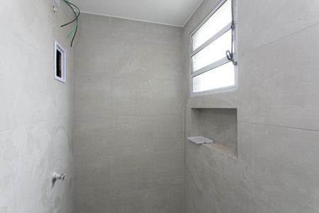 Apartamento para alugar com 48m², 2 quartos e sem vaga Apartamento para alugar com 48m², 2 quartos e sem vagaBanheiro Social