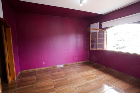 Casa à venda com 318m², 5 quartos e 2 vagasQuarto Suíte 2