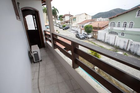 Casa à venda com 318m², 5 quartos e 2 vagasvaranda da Suíte 2