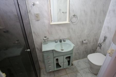 Casa à venda com 318m², 5 quartos e 2 vagasBanheiro da  Suíte 4