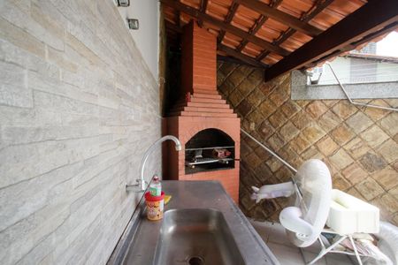 Casa à venda com 318m², 5 quartos e 2 vagasChurrasqueira