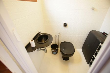 Casa à venda com 318m², 5 quartos e 2 vagasLavabo