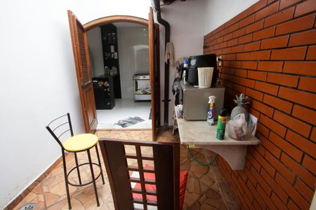 Casa à venda com 318m², 5 quartos e 2 vagasÁrea de Serviço