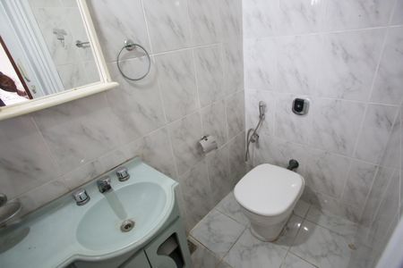 Casa à venda com 318m², 5 quartos e 2 vagasBanheiro da  Suíte 4