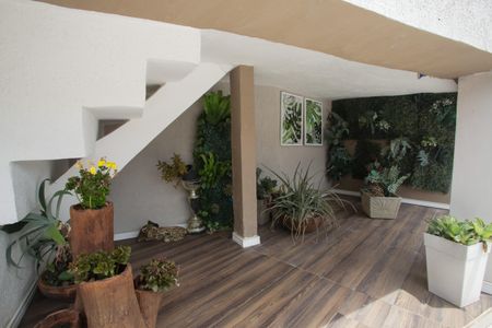 Casa à venda com 318m², 5 quartos e 2 vagasJardim