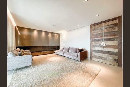 Apartamento à venda com 287m², 4 quartos e 5 vagas