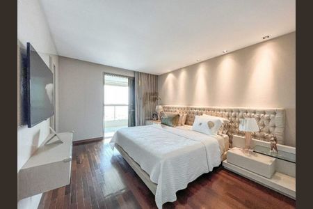 Apartamento à venda com 287m², 4 quartos e 5 vagas