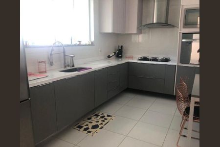 Casa à venda com 3 quartos, 80m² em Piratininga, Niterói